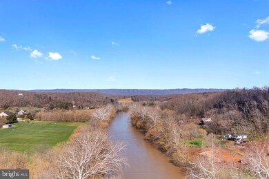 478 Deer Meadow Dr, Strasburg, VA 22657 - photo 2