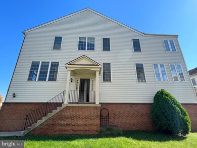 42693 Newcomer Terrace, Chantilly, VA 20152 - photo 3