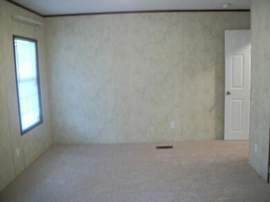14 Detroiter Ave, Circleville, OH 43113 - photo 7