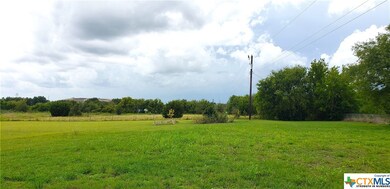 417 Friendship Ln, Temple, TX 76501 - photo 2