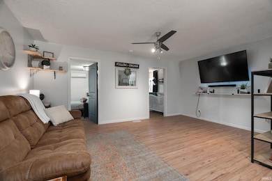 808 E Pine Ln, Monticello, IN 47960 - photo 4