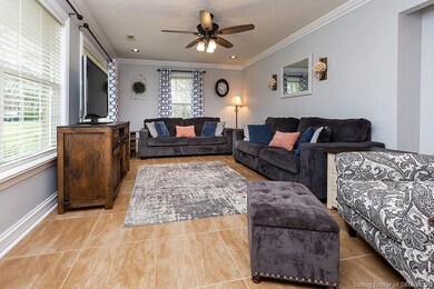 1671 Silver Creek Dr, New Albany, IN 47150 - photo 2