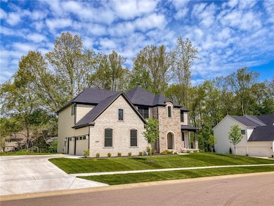 5206 Oak Ridge Trail, Columbus, IN 47201 - photo 2