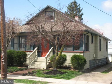 135 E Pine St, Audubon, NJ 08106 - photo 2