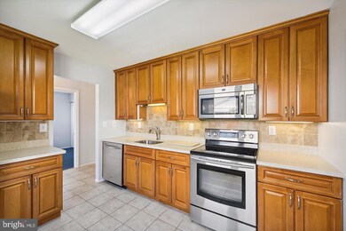 14914 Laurel Oaks Ln, Laurel, MD 20707 - photo 6