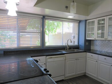 Kitchen 3