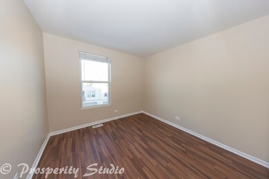 unlisted-address, Aurora, IL 60502 - photo 7