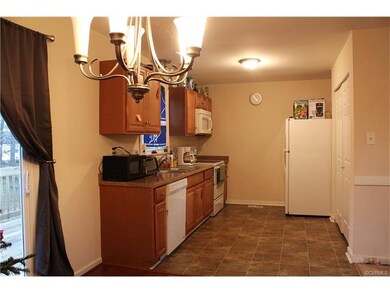 8801 Huntingcreek Ct, North Chesterfield, VA 23237 - photo 4