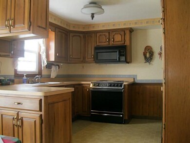 1575 Master St, North Tonawanda, NY 14120 - photo 5