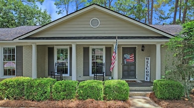 2323 Hawthorne Dr, Albany, GA 31707 - photo 4