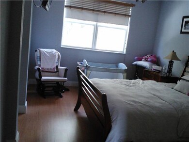 11105 NW 43 Ln, Doral, FL 33178 - photo 4