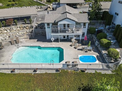 808 W Manson Hwy unit A201, Chelan, WA 98816 - photo 6