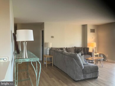 Westlake Towers unit 409, Bethesda, MD 20817 - photo 3