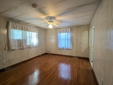 128 Taho Cir unit 213, Valrico, FL 33594 - photo 4