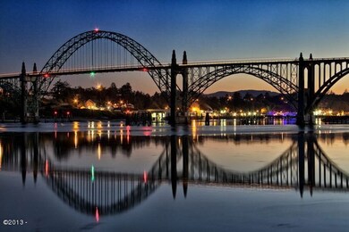 yaquina-bay-bridge-and-bayfront