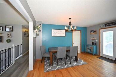 Dining room.