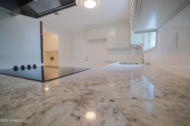 1033 Lake Dockery-7