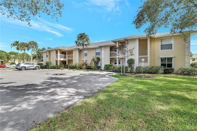 729 Landover Ct unit 101, Naples, FL 34104 - photo 2