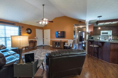 103 Kolby Dr, Shelbyville, TN 37160 - photo 7