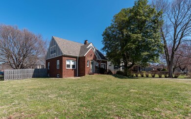 1101 E. Stanford, Spfd, MO-3