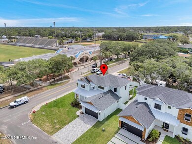2110 4th St-59