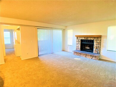 16153 E Alaska Place unit 18, Aurora, CO 80017 - photo 2