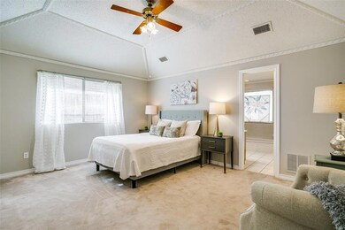 700 Reese Ln, Hurst, TX 76054 - photo 3