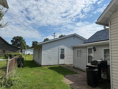 598 E Main St, Logan, OH 43138 - photo 4