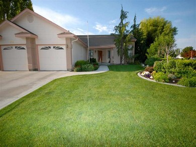 455 Fall Dr, Nampa, ID 83686 - photo 2