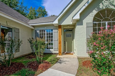 202 Megan Ln, Slidell, LA 70458 - photo 2