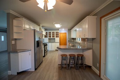 127 Angie Dr, Cedar Falls, IA 50613 - photo 5