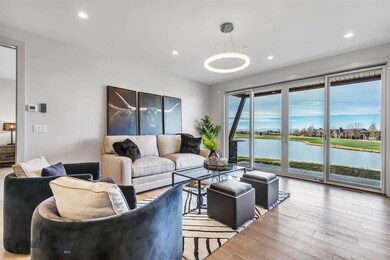 Gorgeous lake and golf course view. Similar model,