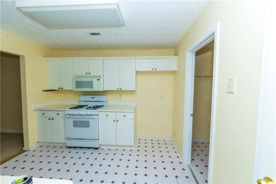 3440 Maple Valley Dr unit 4, Cumming, GA 30040 - photo 3