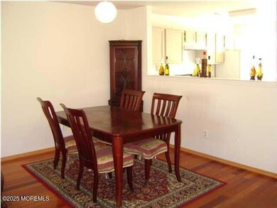 115 Lexington Ct, Holmdel, NJ 07733 - photo 5