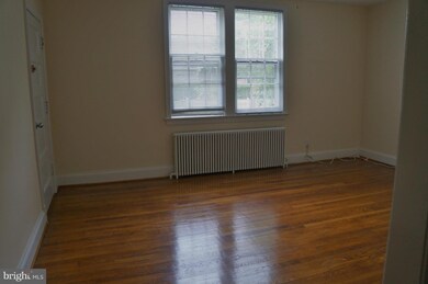 11 E Custis Ave unit 10, Alexandria, VA 22301 - photo 3