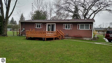 613 S Burt St, Au Gres, MI 48703 - photo 2