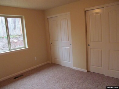 1952 SW 13th Ave, Albany, OR 97321 - photo 6