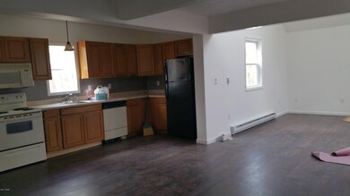 107 Sparrow Ct, Hawley, PA 18428 - photo 6