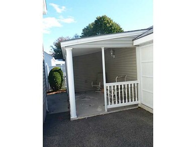 98 Vivian Ave, Pawtucket, RI 02860 - photo 5