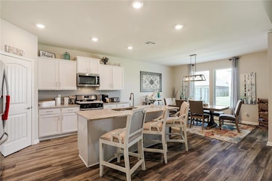 Eat In Kitchen