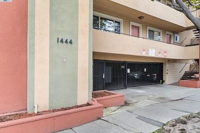 1444 Walnut St, Berkeley, CA 94709 - photo 2