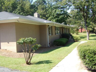 1985 Dobbs Rd 007