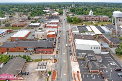 121_N_JEFFERSON_AVE-(C)PremierGA.com-04