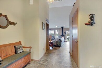 929 366th St E, Roy, WA 98580 - photo 6