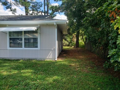 355 Easy St, Sebastian, FL 32958 - photo 2