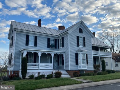 210 Washington St, Moorefield, WV 26836 - photo 2