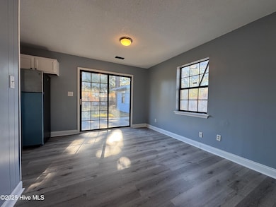 309 Cardiff Rd, Castle Hayne, NC 28429 - photo 6