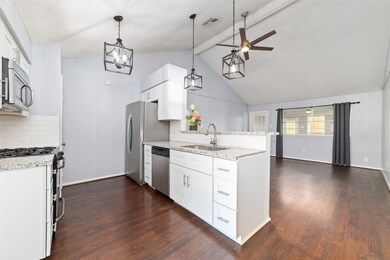 5806 Hoover St, Houston, TX 77092 - photo 5