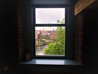 Island Terrace unit 339, Saco, ME 04072 - photo 7