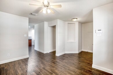 31039 Sundance Woods Ct, Spring, TX 77386 - photo 5